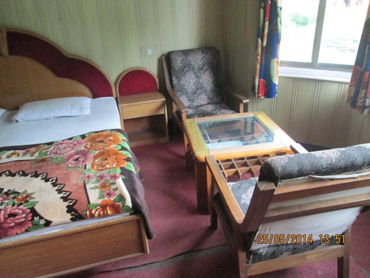 Pandey Lodge Buin Cameră foto