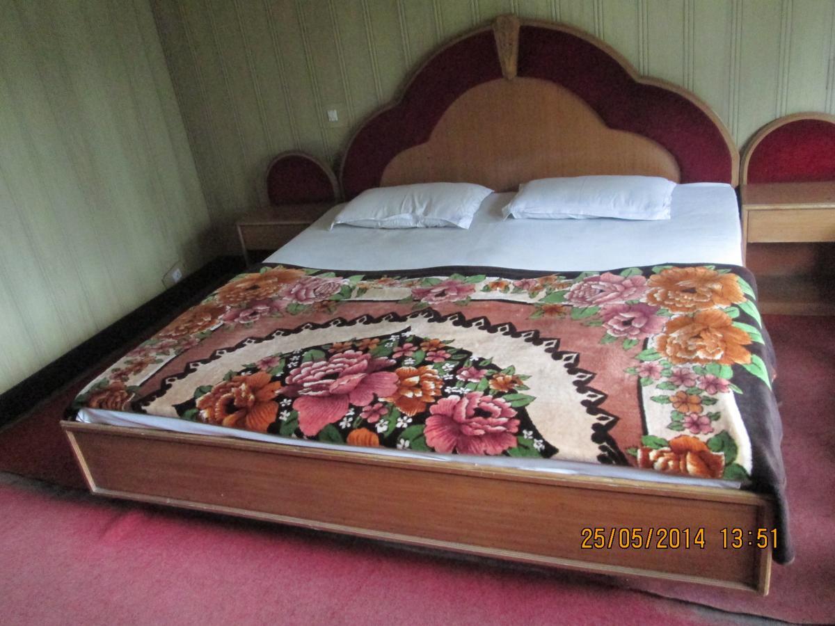 Pandey Lodge Buin Cameră foto